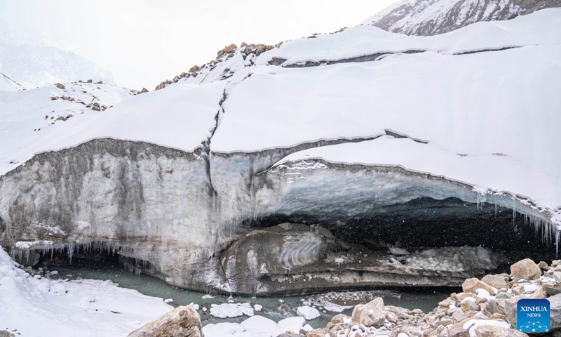 This photo taken on Oct. 27, 2023 shows an ice cave near Puyu Village of Banbar County, Qamdo, southwest China's Tibet Autonomous Region. (Photo: Xinhua)