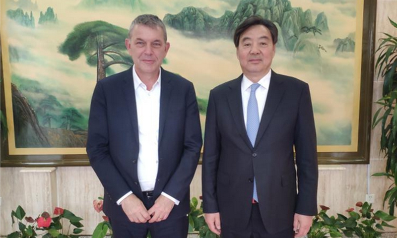 Special Envoy of the Chinese Government on the Middle East Issue Zhai Jun (right) and the United Nations Relief and Works Agency for Palestine Refugees Commissioner-General Philippe Lazzarini Photo: Chinese Foreign Ministry