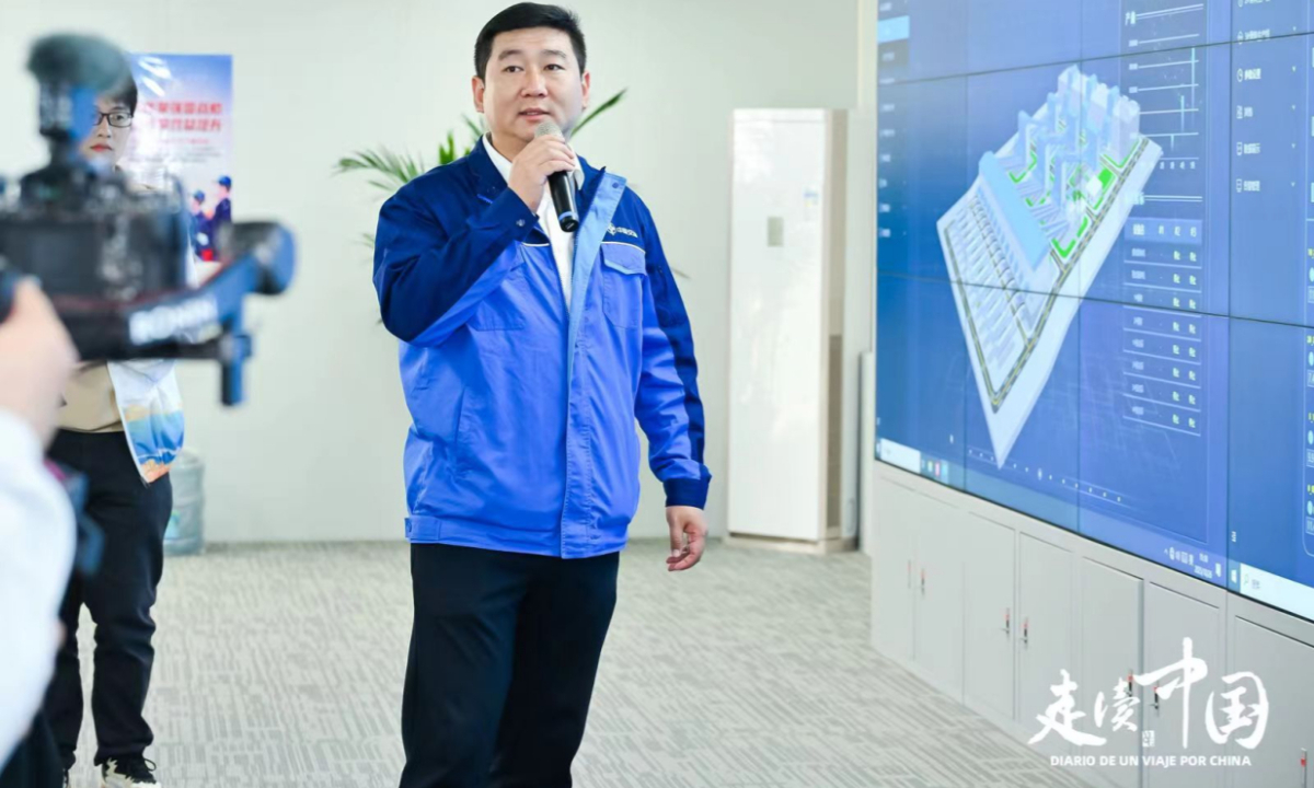 Cao Xingkai, project manager of the Jizhou Mine Ecological Restoration Project Department, elaborated on the Chinese model of restoring abandoned mines, sharing pertinent cases and his own experience.