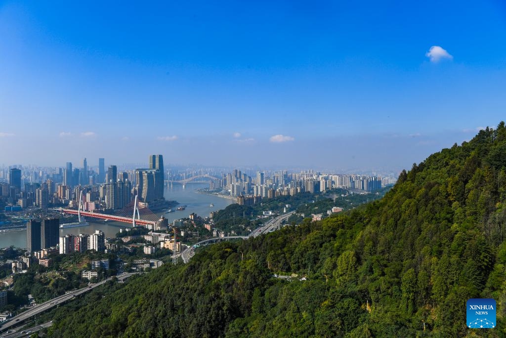 This photo taken on Oct. 30, 2023 shows the city view of southwest China's Chongqing Municipality. Located in the upper reaches of the Yangtze River, Chongqing has continuously built itself into a significant ecological barrier.(Photo: Xinhua)