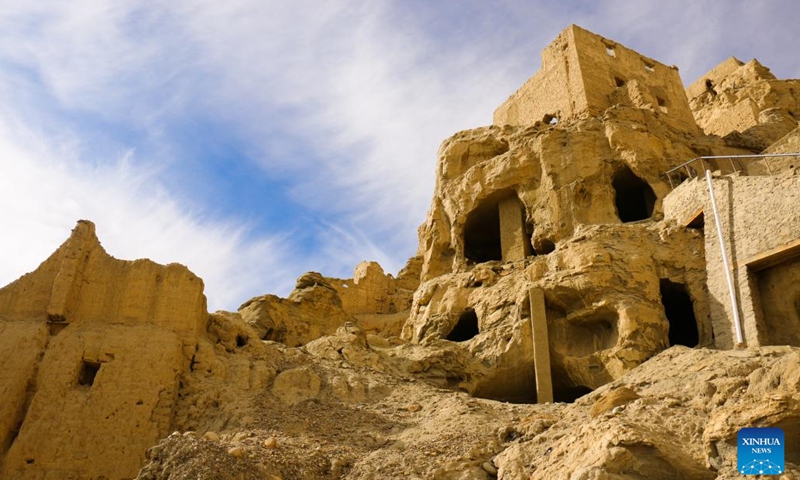 This photo taken on Nov. 3, 2023 shows the scenery of the ruins of the Guge Kingdom in Zanda County of Ngari Prefecture, southwest China's Tibet Autonomous Region. The ancient Guge Kingdom was probably founded in the 10th century but it was abandoned by the end of the 17th century. Only the mud-and-rock structures remained, sheltering their relics and wall paintings from the elements. (Photo: Xinhua)