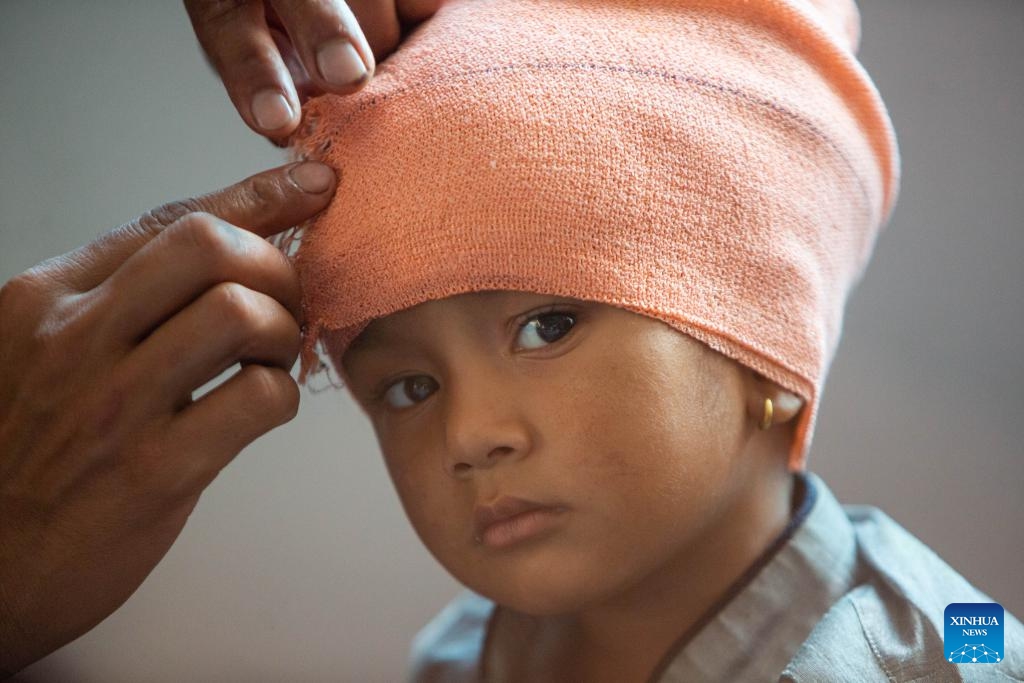An earthquake survivor receives medical treatment at a hospital in Nepalgunj, Nepal, Nov. 7, 2023. A 6.4-magnitude earthquake hit Jajarkot and Rukum West districts in western Nepal on Friday night.(Photo: Xinhua)