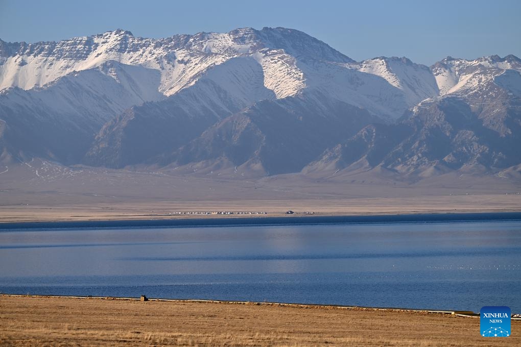 This aerial photo taken on Nov. 6, 2023 shows a view of Sayram Lake in Bortala Mongolian Autonomous Prefecture, northwest China's Xinjiang Uygur Autonomous Region. Sayram Lake is the largest and highest alpine lake in Xinjiang.(Photo: Xinhua)