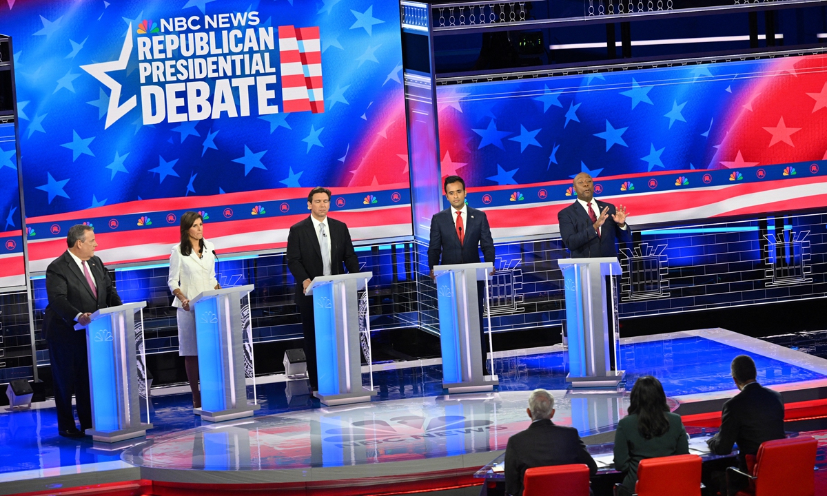 (From left) Former Governor of New Jersey Chris Christie, former Governor from South Carolina and UN ambassador Nikki Haley, Florida Governor Ron DeSantis, entrepreneur Vivek Ramaswamy, and US Senator from South Carolina Tim Scott attend the third Republican presidential primary debate at the Knight Concert Hall at the Adrienne Arsht Center for the Performing Arts in Miami, Florida, on November 8, 2023. Photo: AFP