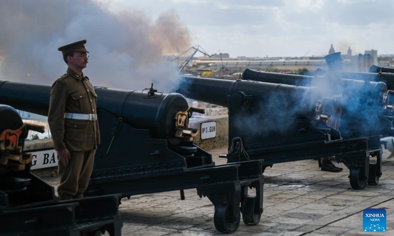 A shot is fired from a cannon during a commemoration of Armistice Day at the Saluting Battery of the Upper Barrakka in Valletta, Malta, Nov. 11, 2023. Malta on Saturday held a commemoration of Armistice Day, marking the end of World War I in 1918. (Photo: Xinhua)