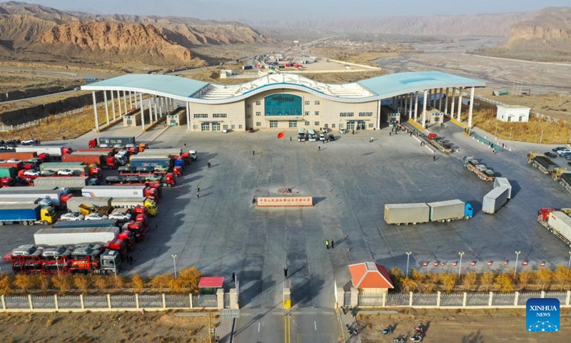 This aerial photo taken on Nov. 8, 2023 shows the Torugart port of northwest China's Xinjiang Uygur Autonomous Region. (Photo: Xinhua)