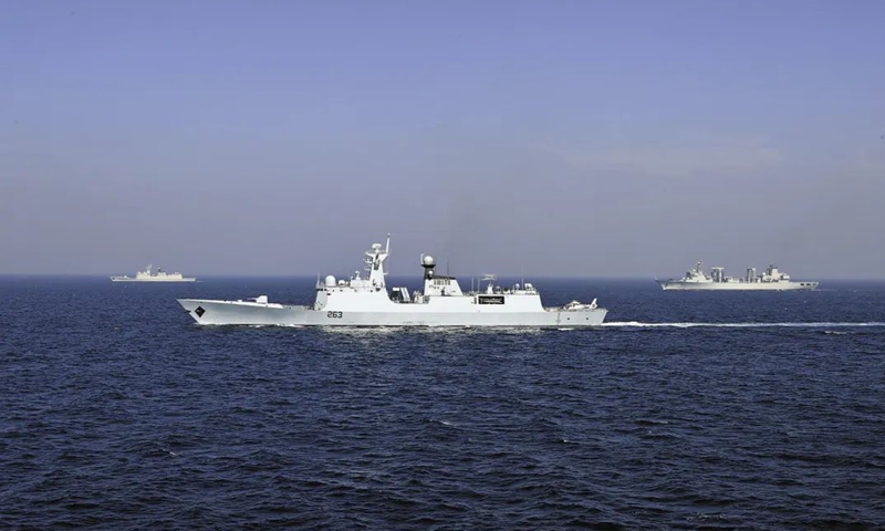 Warships of the Chinese People's Liberation Army Navy and the Pakistan Navy participating in the Sea Guardian-3 joint maritime exercise move out toward a designated sea region in the northern Arabian Sea for drills on November 14, 2023. Photo: Screenshot from social media account of China's Ministry of National Defense