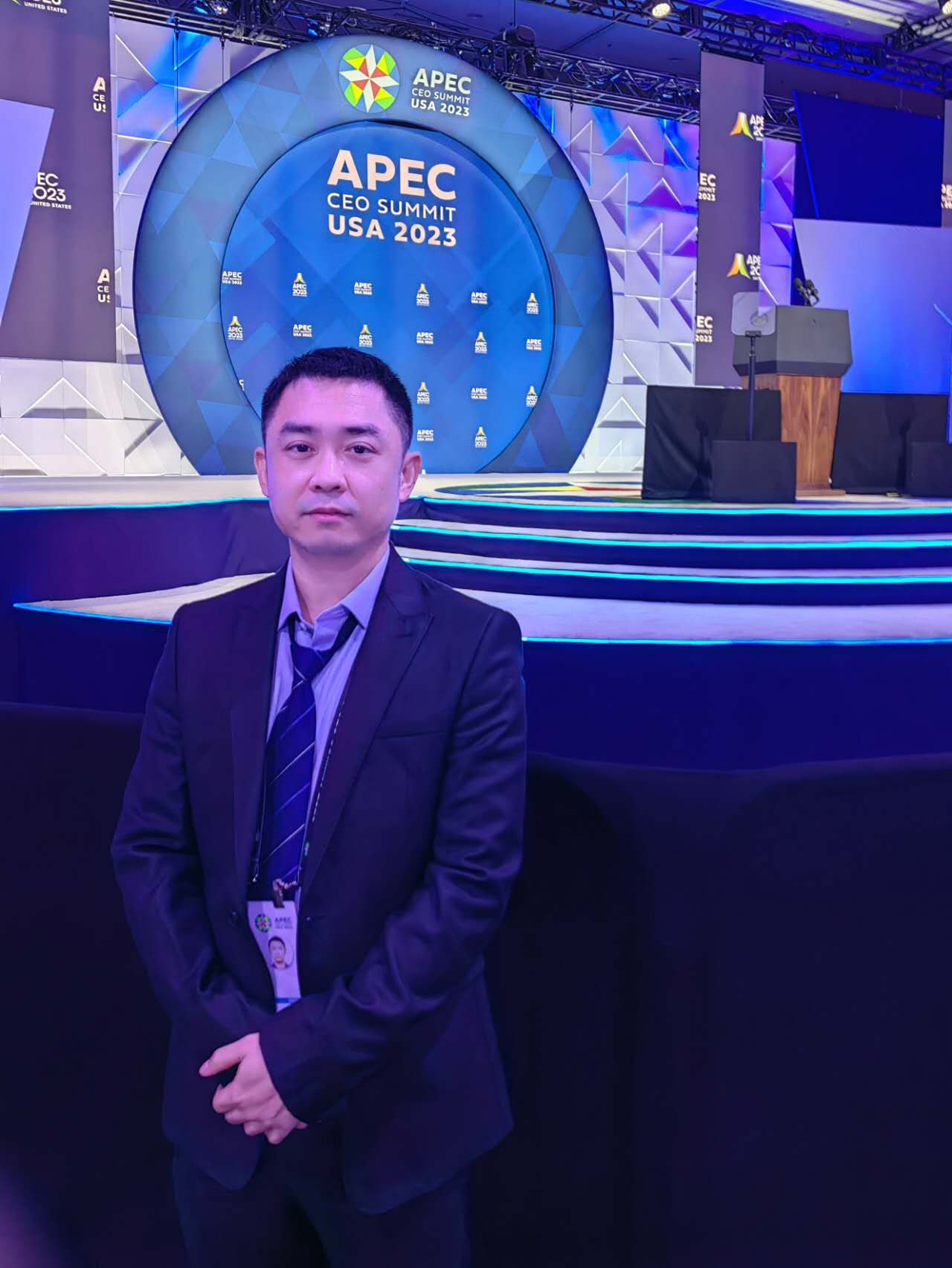Li Zhi ,CEO of  Intellectivebio