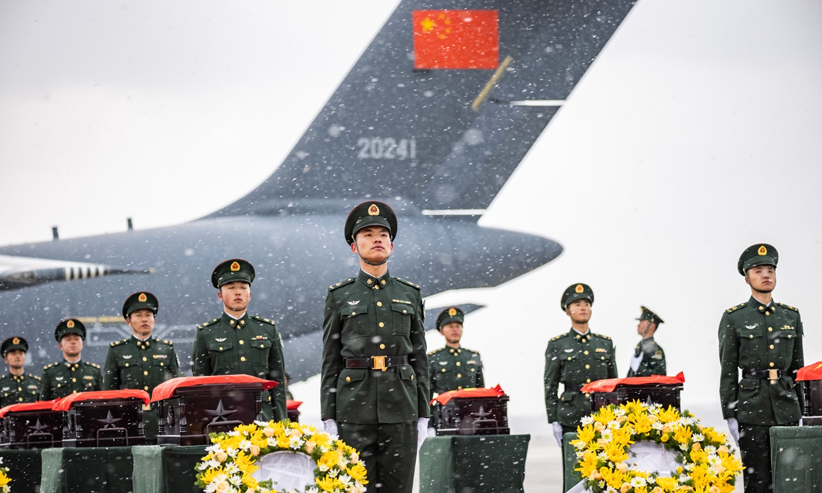 A Chinese Air Force Y-20 transport aircraft arrived at the Shenyang Taoxian International Airport in Northeast China's Liaoning Province on November 23, 2023, bringing back from South Korea the remains of 25 Chinese People's Volunteers martyrs who sacrificed their lives in the War to Resist US Aggression and Aid Korea (1950-53). Photo: VCG