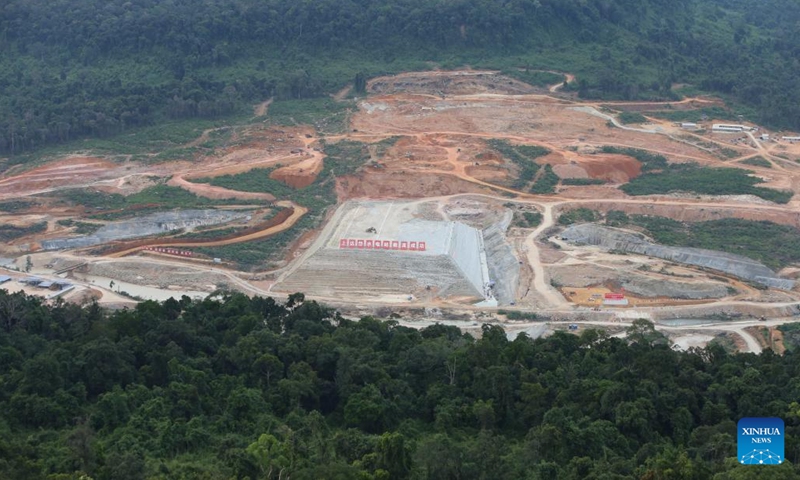 This photo taken on Nov. 30, 2023 shows the construction site of the Chinese-invested Cambodia Upper Tatay Hydropower Station in Koh Kong province, Cambodia. The project of the Chinese-invested Cambodia Upper Tatay Hydropower Station will increase the reliable source of clean energy in Cambodia, contributing further to socioeconomic development and poverty reduction, Cambodian Prime Minister Hun Manet said on Thursday.(Photo: Xinhua)