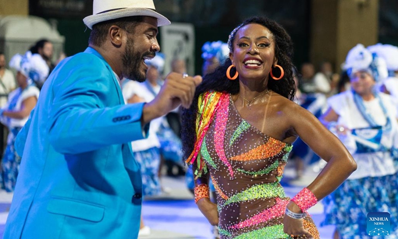 Performers from Beija Flor samba school participate in the samba parade at Cidade do Samba in Rio de Janeiro, Brazil, Dec. 2, 2023. A two-day event was held here to celebrate Brazil's National Samba Day which falls on Dec. 2. (Photo: Xinhua)