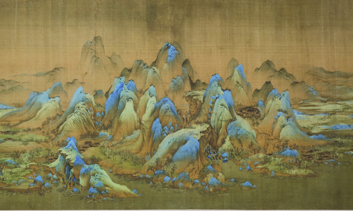 Northern Song Dynasty (960-1127) silk scroll paining <em>A Thousand Li of Rivers and Mountains</em> 
Photo: VCG
