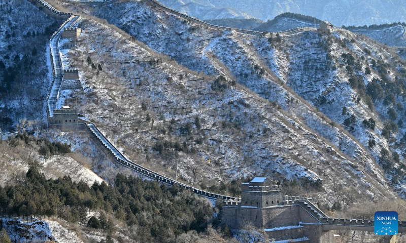 This photo taken on Dec. 16, 2023 shows the snow scenery at the Juyongguan section of the Great Wall in Beijing, capital of China. (Xinhua/Chen Yehua)