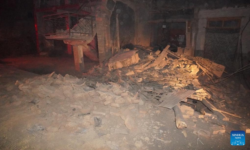 This photo taken on Dec. 19, 2023 shows houses damaged by earthquake at Chenjia Village in Jishishan Bao'an, Dongxiang, Sala Autonomous County in Linxia Hui Autonomous Prefecture, northwest China's Gansu Province. The 6.2-magnitude earthquake that jolted an ethnic county in northwest China's Gansu Province midnight Monday has killed 111 people in Gansu and neighboring Qinghai Province, according to local earthquake relief headquarters. (Photo: Xinhua)