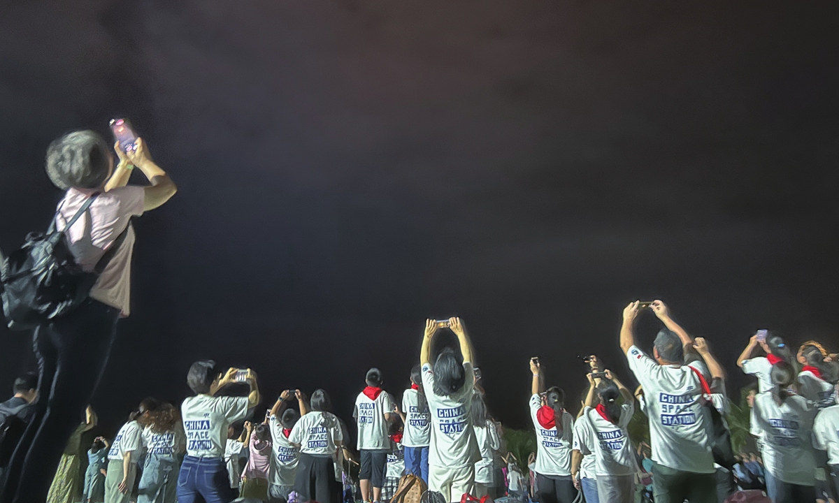 Student representatives witness the spectacular take-off of the Long March 7 rocket at Wenchang Space Launch Site in Hainan Province on May 10, 2023. Photos: Fan Wei/GT