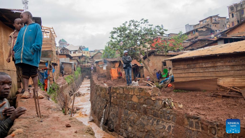 Photo taken on Dec. 27, 2023 shows houses flooded after heavy rains in Bukavu, the capital of South Kivu Province in the eastern Democratic Republic of the Congo (DRC). At least 25 people were killed after heavy rains hit Bukavu overnight Tuesday, local media reported on Wednesday.(Photo: Xinhua)