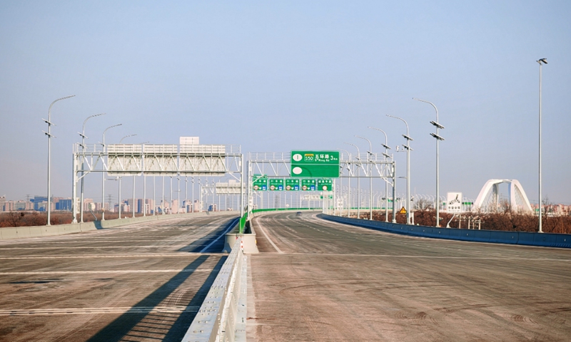 The Beijing section of the Beijing-Xiong’an expressway. Photo: Xinhua