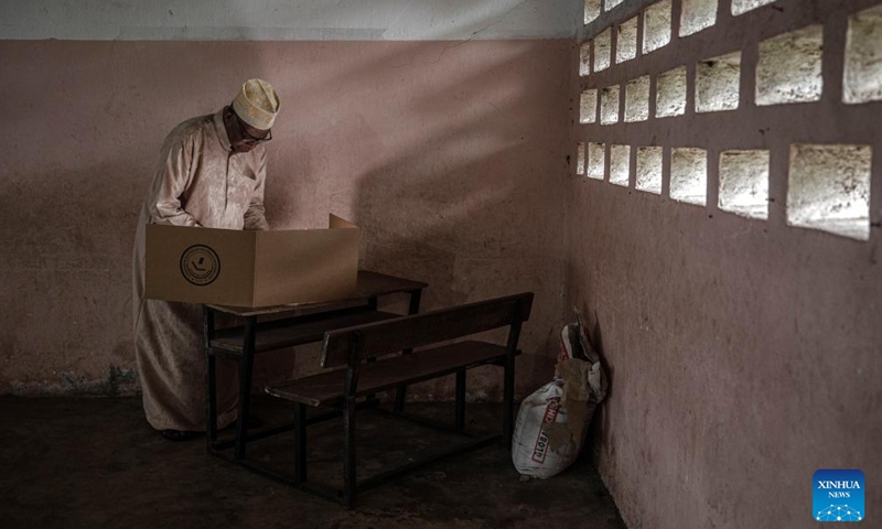 A man votes at a polling station in Mitsudje, Comoros, Jan. 14, 2024. Comoros kicked off its first round of the presidential election on Sunday to select the national leader from among six candidates, including incumbent President Azali Assoumani, for the next five years. (Xinhua/Wang Guansen)
