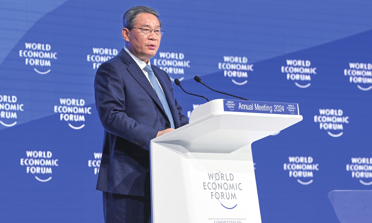 Le Premier ministre chinois Li Qiang prononce un discours lors de la réunion annuelle 2024 du Forum économique mondial à Davos, en Suisse, le 1er janvier
16, 2024.Photo : Xinhua