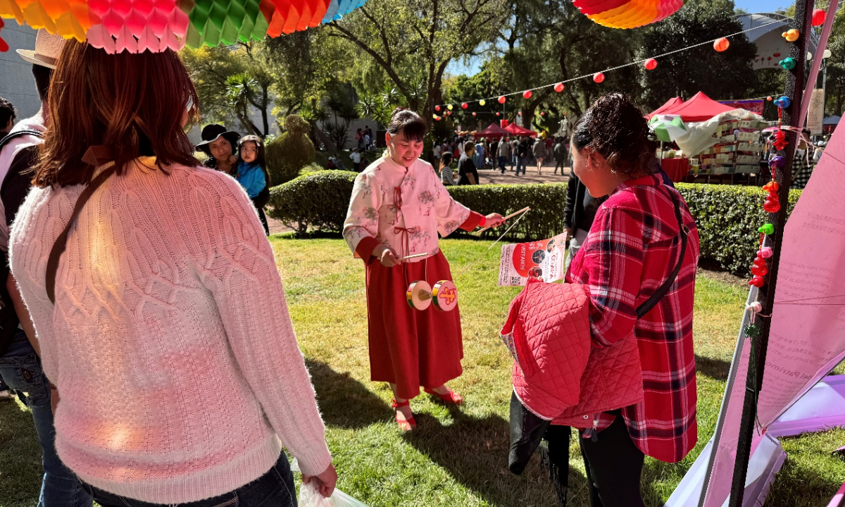 An inheritor of intangible cultural heritage 