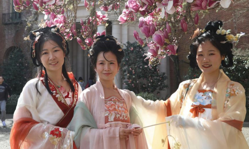 Hanfu enthusiasts attend an event to celebrate the Huazhao Festival at the Filoli Historic House & Garden in Woodside, California, the United States, March 2, 2024.

An event was held by the Northern California Hanfu Association here on Saturday in celebration of the Huazhao Festival, the flower goddess' birthday. (Photo by Liu Yilin/Xinhua)