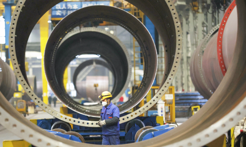 An employee works busily at an engineering equipment manufacturing factory in Nanjing, East China's Jiangsu Province, on February 29, 2024. China has been the world's top manufacturing hub for 14 consecutive years. In 2023, the value-added of equipment makers above the designated size was up by 6.8 percent year-on-year. Photo: VCG