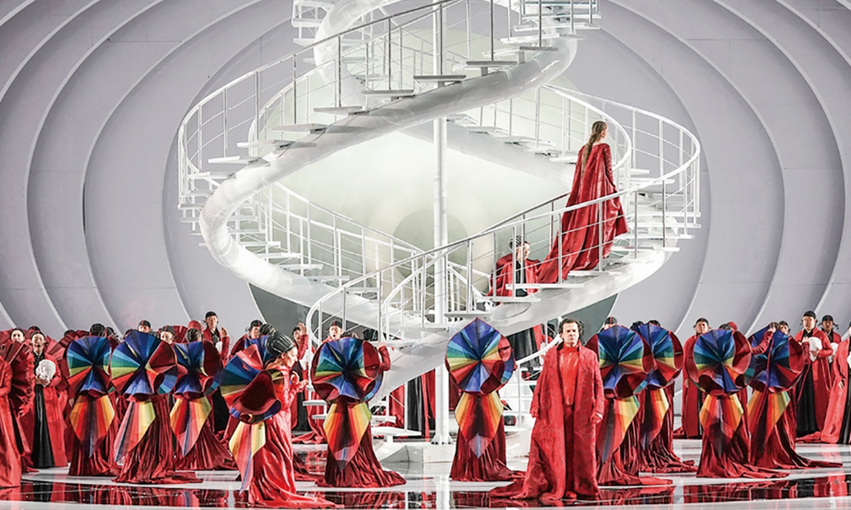 A scene from the opera <em>Roméo et Juliette</em> 