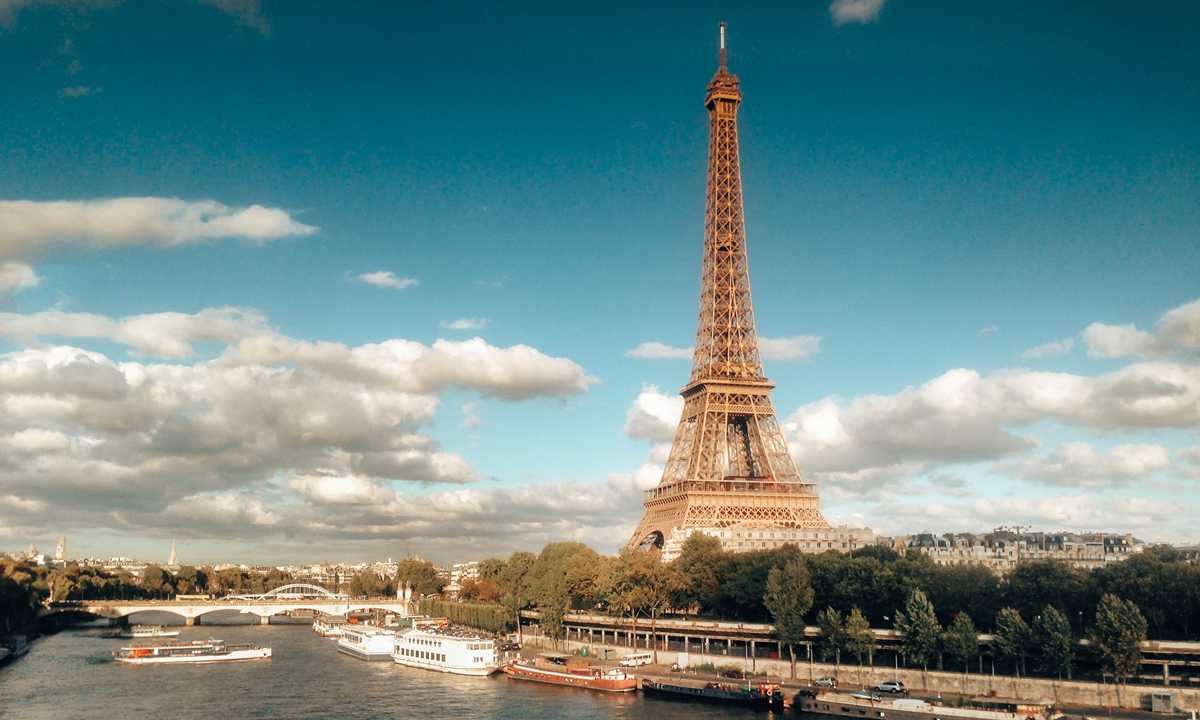 The Eiffel Tower in Paris, France Photo: VCG