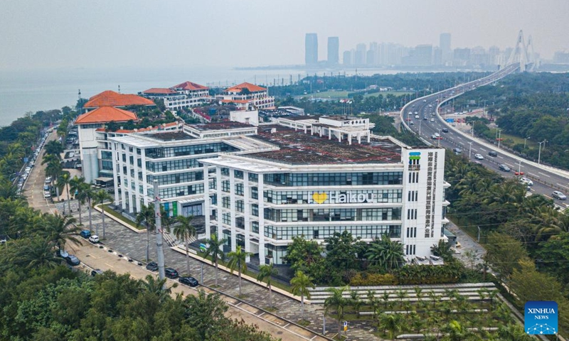 An aerial drone photo taken on Feb. 10, 2024 shows the Fullsing Internet Industrial Park in Haikou, south China's Hainan Province. The key parks of Hainan Free Trade Port has achieved a revenue of around 2.24 trillion yuan (about 311.7 billion U.S. dollars) in 2023, an 18.3 percent increase year on year, according to data released by the Hainan Provincial Bureau of Statistics. (Xinhua/Pu Xiaoxu)