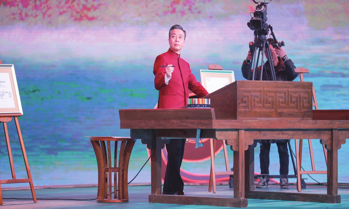 Kang Zhen at Chinese Poetry Conference variety show Photo: Courtesy of Kang Zhen