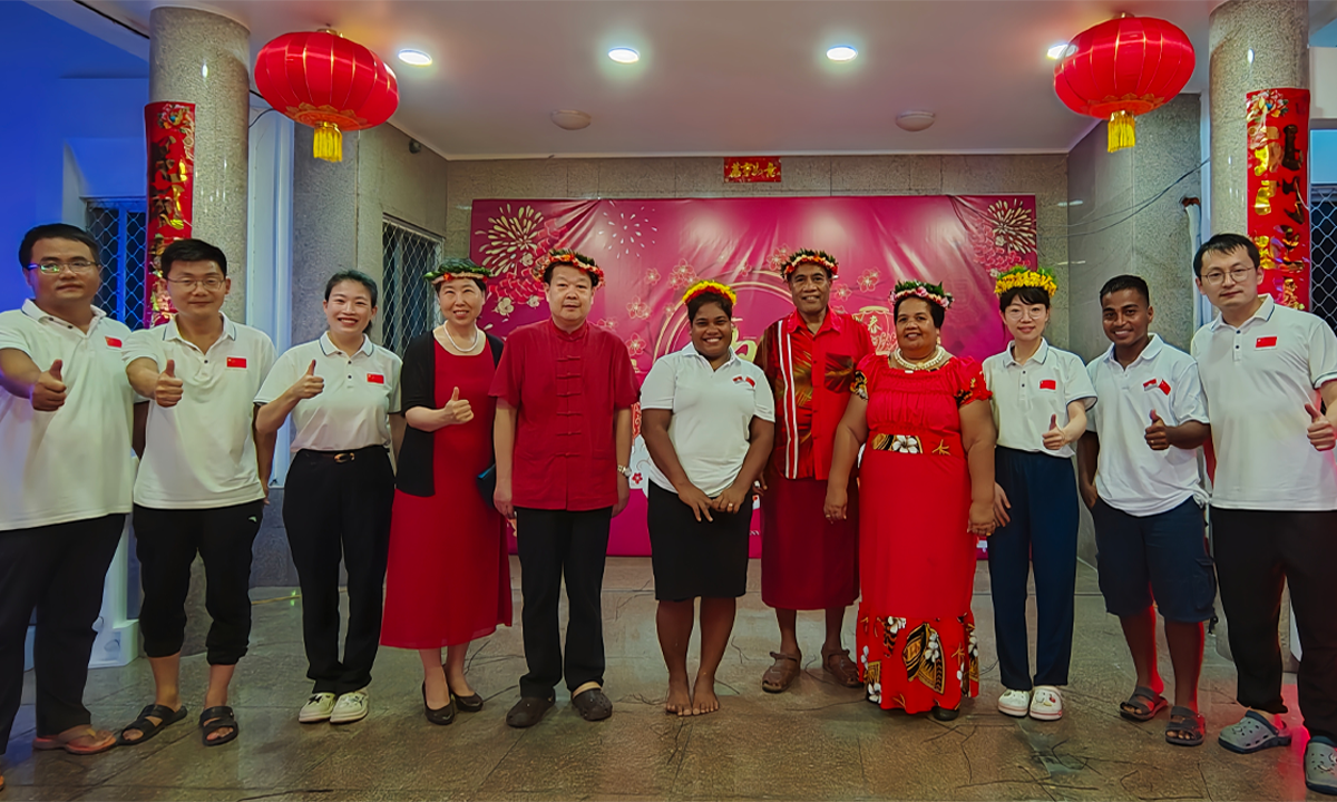 Mari Kabokia (center), Zhou Limin, Chinese Ambassador to Kiribati (5th from left), Kiribati's President Taneti Maamau (5th from right), take a group picture with Chinese medical team at the Chinese Embassy to Kiribati on February 3, 2024. Photo: courtesy of Chinese medical team to Kiribati