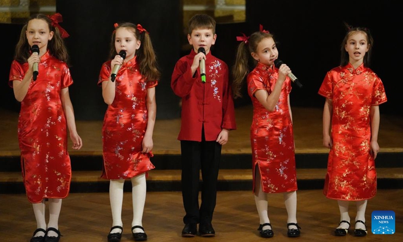 Local students sing during an event celebrating the upcoming Chinese Lunar New Year, or the Spring Festival, at the Confucius Institute of the University of Latvia in Riga, Latvia, Feb. 5, 2024.(Photo: Xinhua)