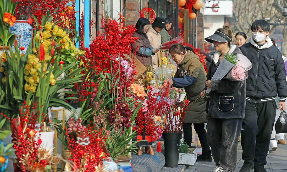 China’s most populous Spring Festival travel rush boosts economy