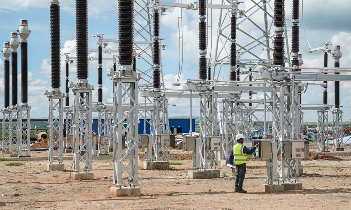 David Maina Kamore patrols at the construction site of the Konza transformer substation in Machakos County, Kenya, May 5, 2023. (Xinhua/Han Xu)




