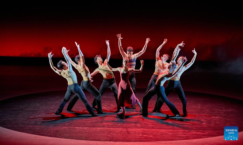Li Lin Ballet Dancers from China's Liaoning Ballet perform in Russia - Global Times