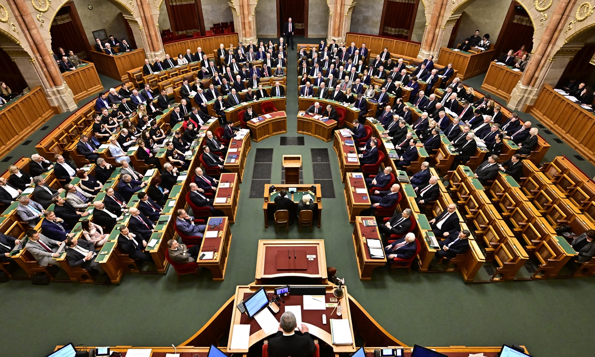 Representatives vote on the ratification of Sweden's NATO membership at the Hungarian Parliament in Budapest, Hungary on February 26, 2024. Hungarian Parliament approved Sweden's NATO membership on the day, essentially sealing the deal. Photo: VCG