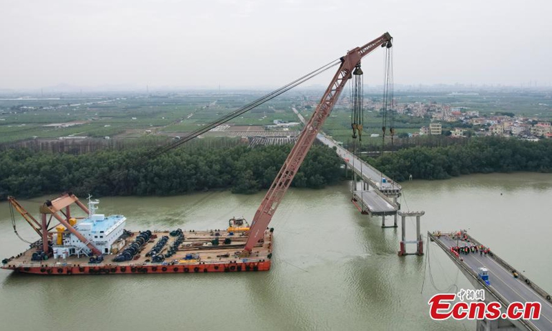 A vessel works at the collision site of Lixinsha Bridge in Nansha District of Guangzhou, south China's Guangdong Province, Feb. 27, 2024. Five people were killed after a ship hit a bridge and caused the bridge to fracture In Guangzhou on Feb. 22, 2024.(Photo: China News Service)