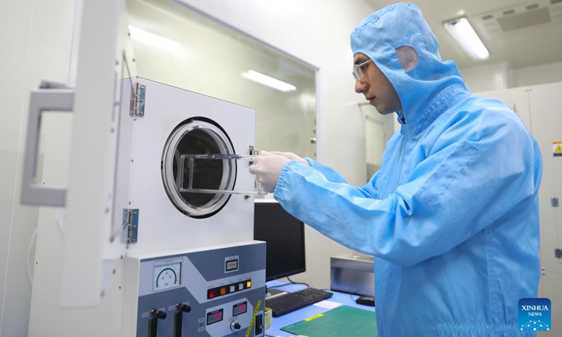 Sun Dongming processes an experimental sample at a laboratory of the Institute of Metals of the Chinese Academy of Sciences in Shenyang, northeast China's Liaoning Province, Feb. 24, 2024. Photo: Xinhua