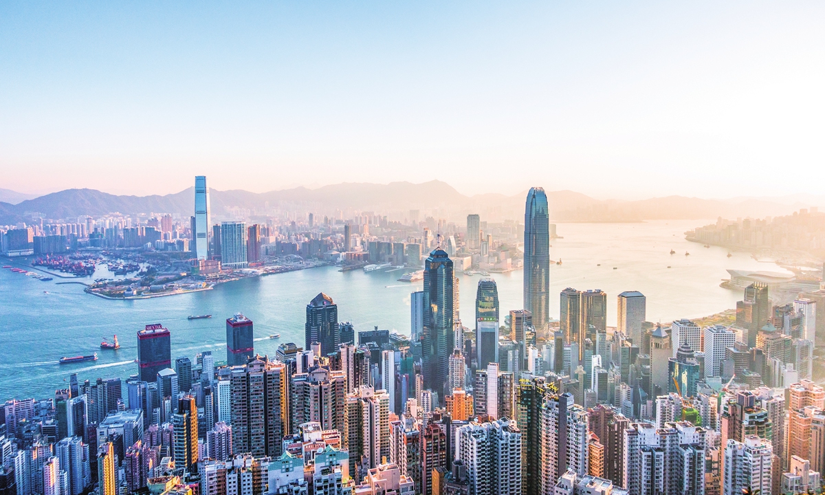 Financial regulators discuss offering HK