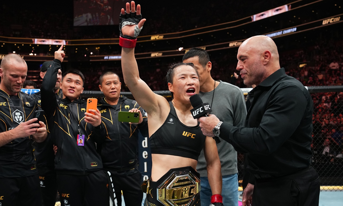 Chinese female boxer Zhang Weili reacts after her victory over Amanda Lemos of Brazil in the Ultimate Fighting Championship (UFC) strawweight championship fight during the UFC 292 event in Boston, the US, on August 19, 2023. Photo: VCG  