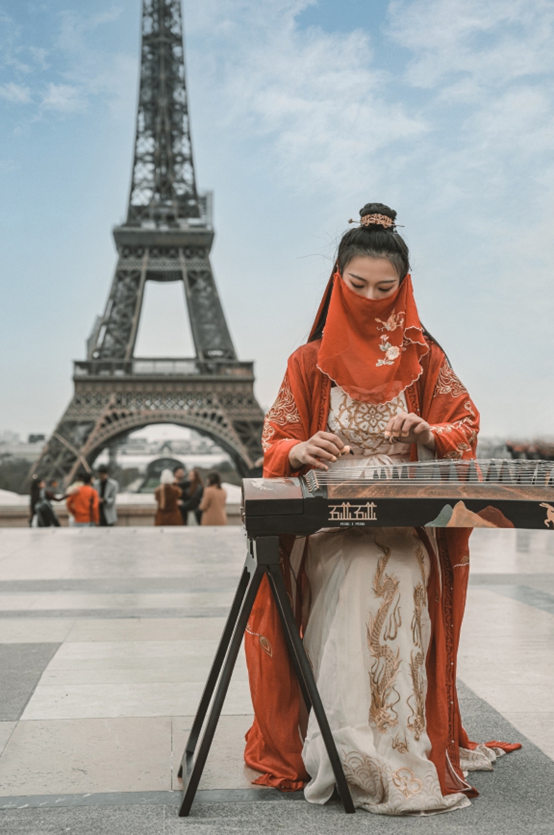Peng Jingxuan plays the traditional Chinese instrument <em>guzheng</em>in Paris,<strong>sustainable tea light candles</strong> France. Photo: Courtesy of Peng Jingxuan