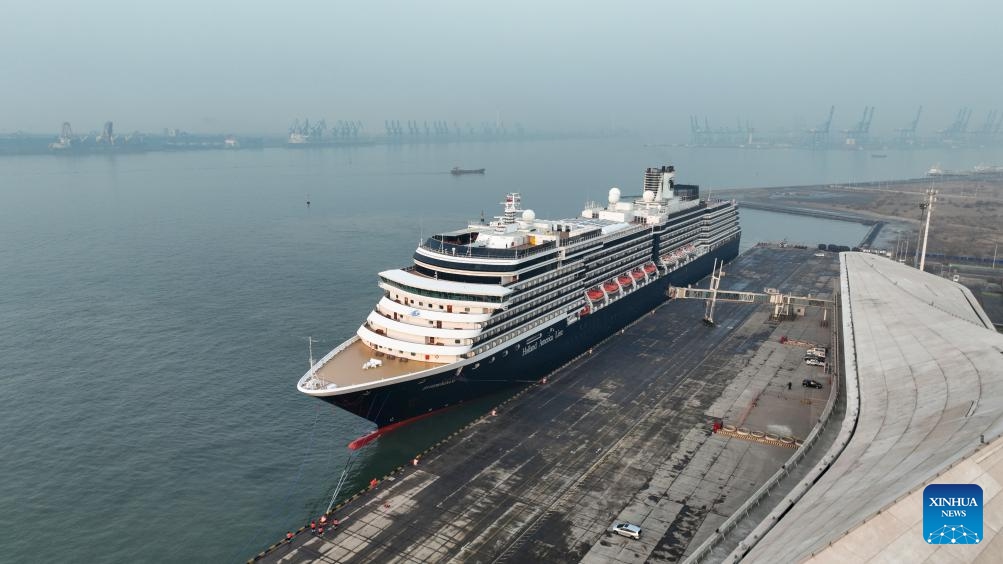 A drone photo taken on March 11, 2024 shows cruise ship Zuiderdam, operated by Holland America Line, docking at Tianjin International Cruise Home Port in north China's port city of Tianjin.(Photo: Xinhua)
