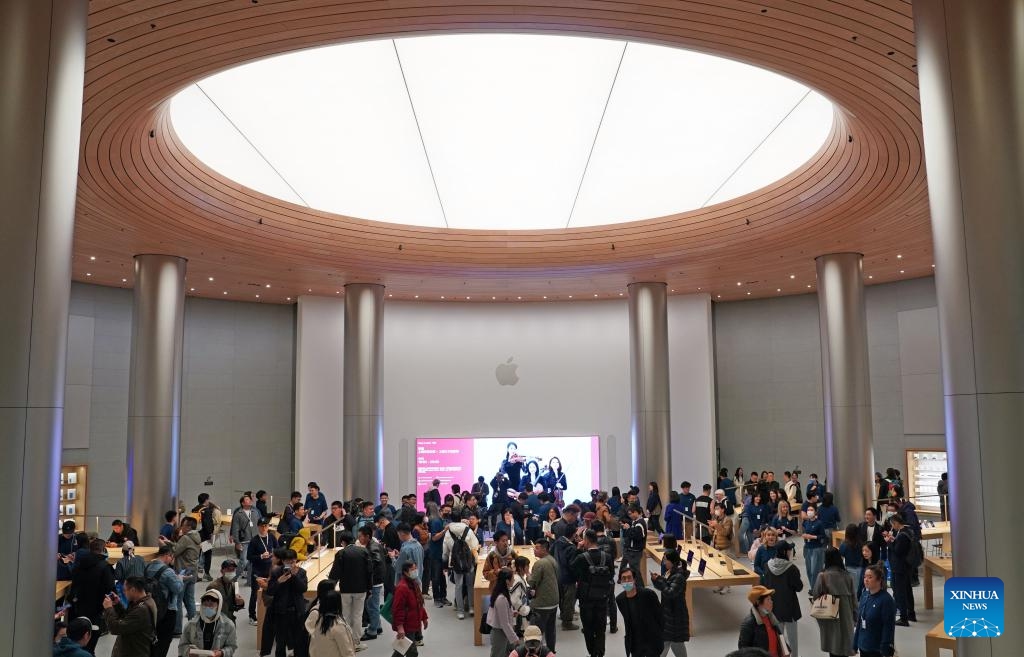 This photo taken on March 21, 2024 shows the new flagship Apple store in east China's Shanghai. The new flagship Apple store is set to become the company's second-largest retail store globally.(Photo: Xinhua)