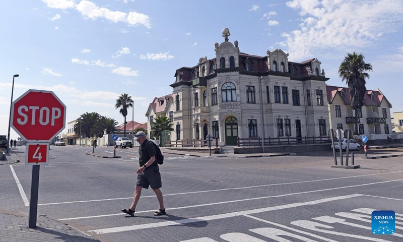 This photo taken on March 25, 2024 shows a street view in Swakopmund, Namibia. Surrounded by sand on three sides, the coastal city of Swakopmund in western Namibia features a mild and moist climate, making it a preferred leisure destination for locals and tourists.(Photo: Xinhua)