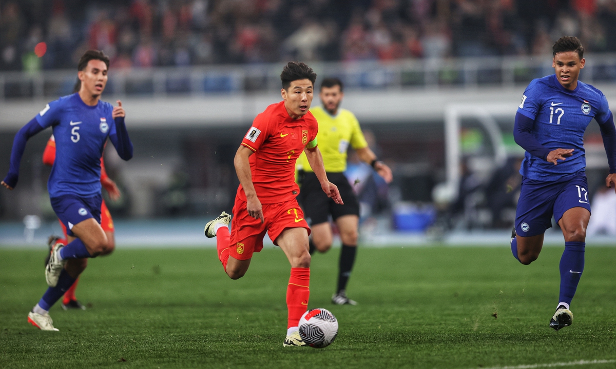 Wu Lei in action during the game against Singapore on March 26, 2024 in Tianjin  Photo: Cui Meng/GT
