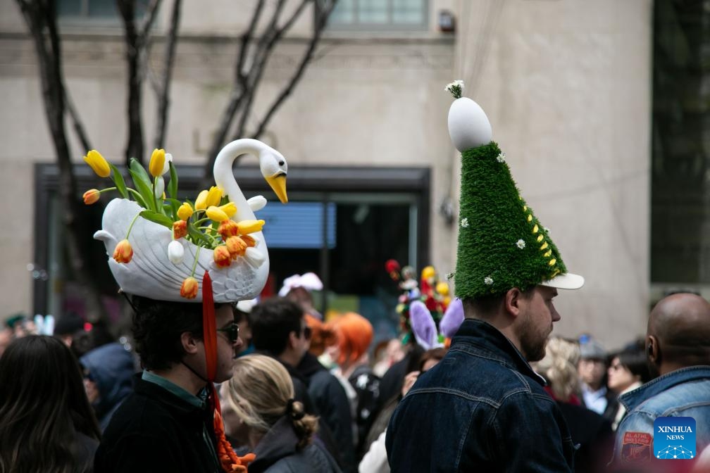 People participate in the Easter Parade and Bonnet Festival in New York, the United States, March 31, 2024.(Photo: Xinhua)