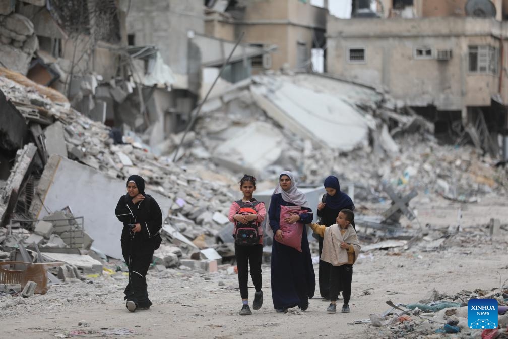 People walk on a street in Gaza City, April 8, 2024.(Photo: Xinhua)