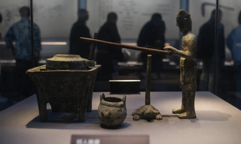 People visit Jingzhou Museum in the city of Jingzhou, central China's Hubei Province, April 13, 2024. Many citizens and tourists chose to spend their leisure time at the museum on Saturday. (Xinhua/Wu Zhizun)
