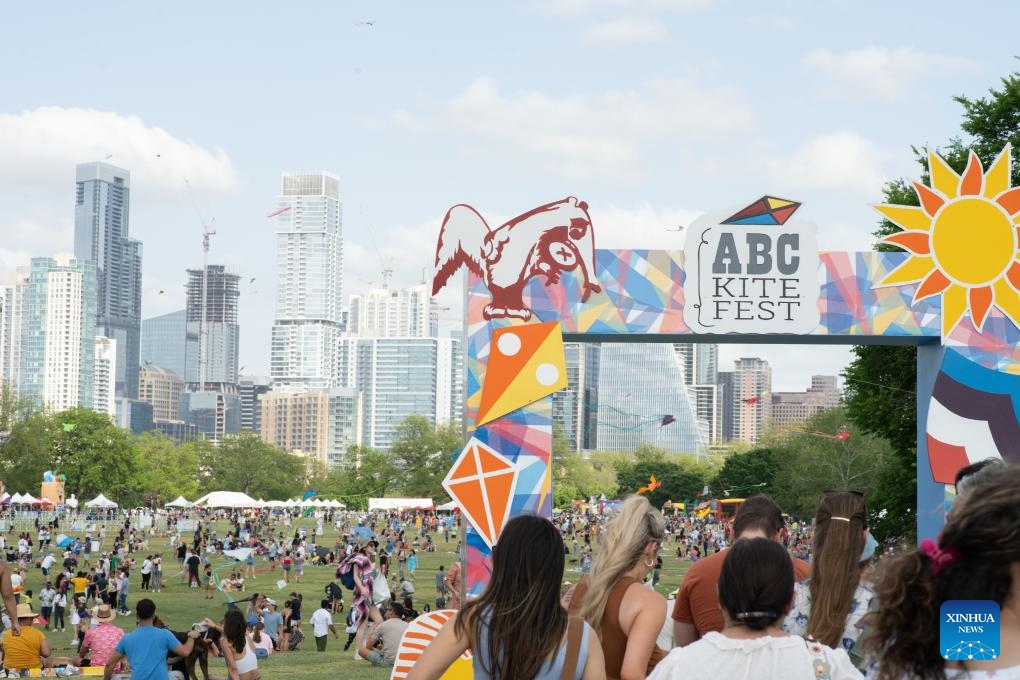 People attend the annual ABC Kite Fest in Austin, Texas, the United States, April 14, 2024.(Photo: Xinhua)