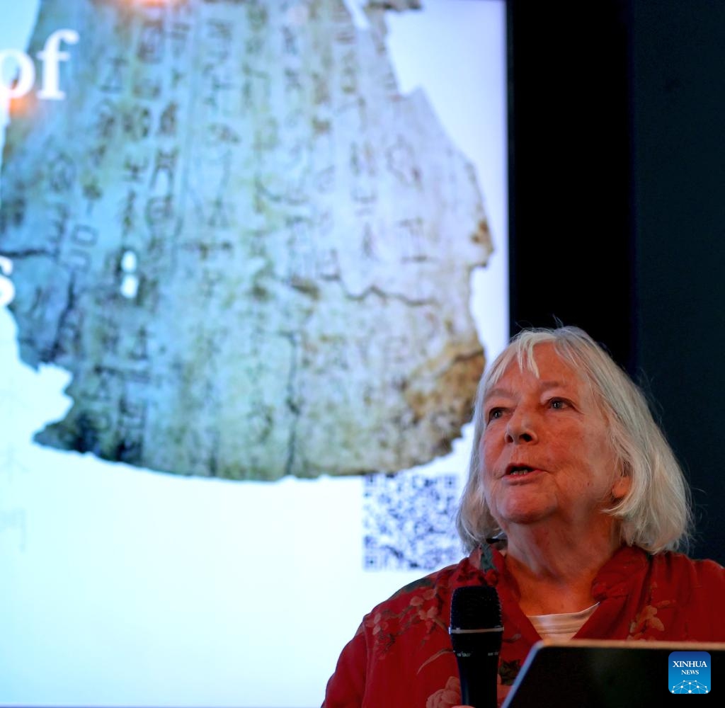 British sinologist Frances Wood speaks at an event named Evolution of Chinese Characters in London, Britain, April 20, 2024. A special exhibition of Chinese characters was launched here on Saturday to celebrate the Chinese Language Day of the United Nations (UN).(Xinhua/Li Ying)